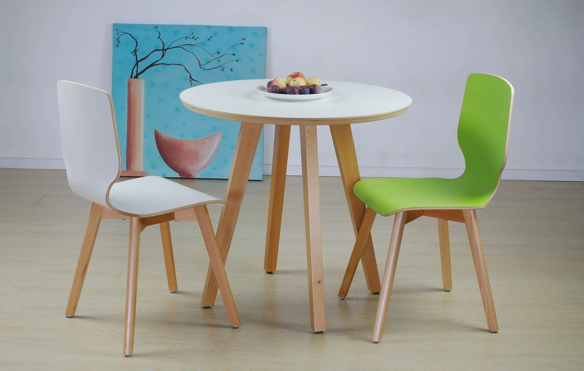 Dining round beech 80 - stół okrągły 80 cm z drewnianymi nogami - Stół Laminowany Okrągły Bukowe Nogi | RetroCegła