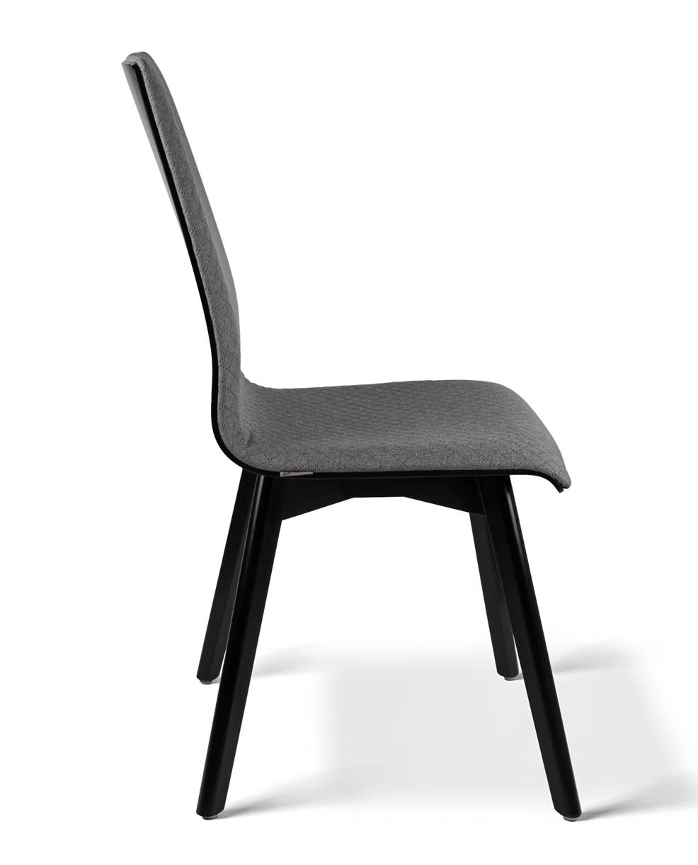 Gloria soft black beech quilt - krzesło tapicerowane pikowane z bukową ramą - Krzesło do salonu do jadalni drewniane szaro czarne | RetroCegła