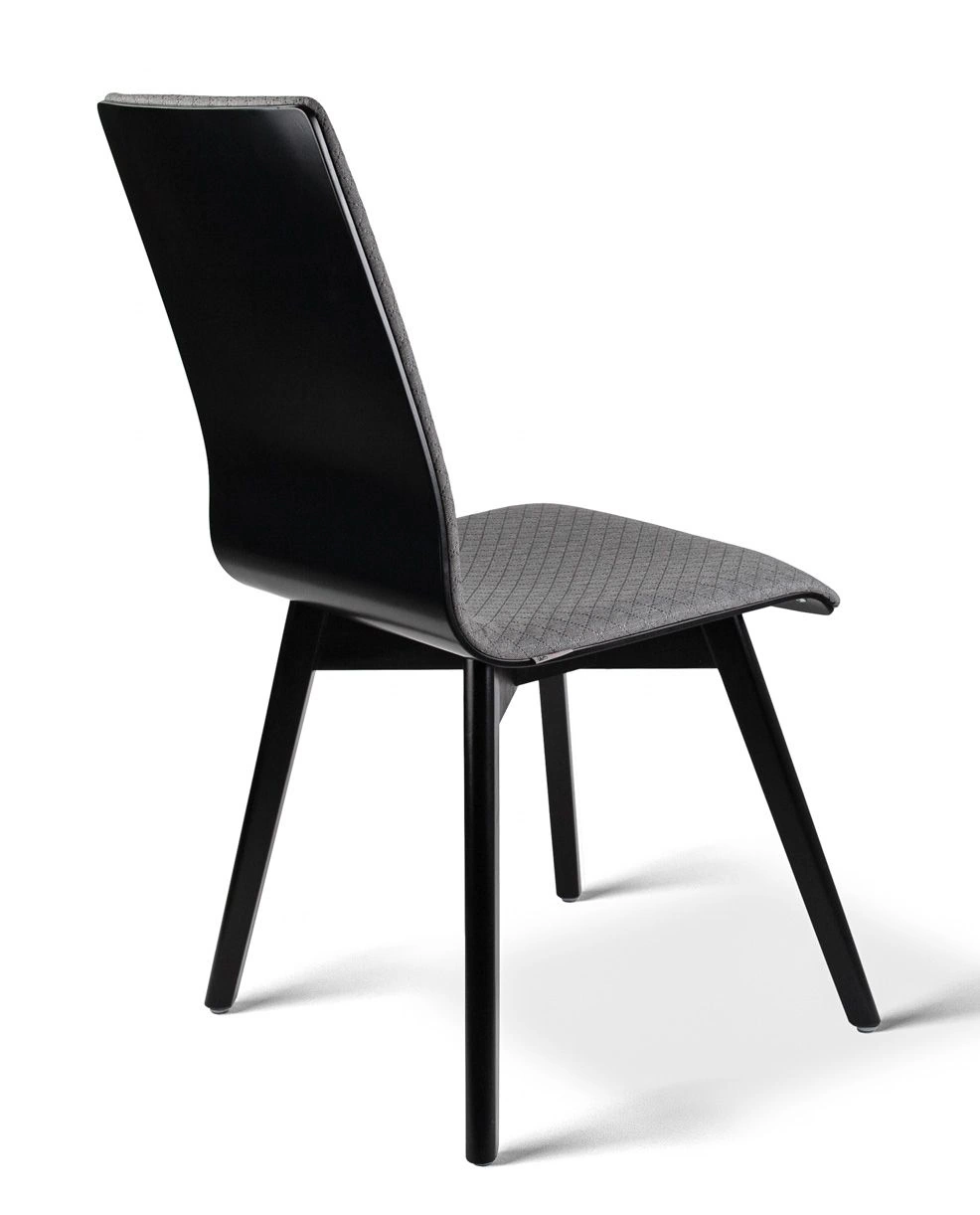 Gloria soft black beech quilt - krzesło tapicerowane pikowane z bukową ramą - Krzesło do salonu do jadalni drewniane szaro czarne | RetroCegła